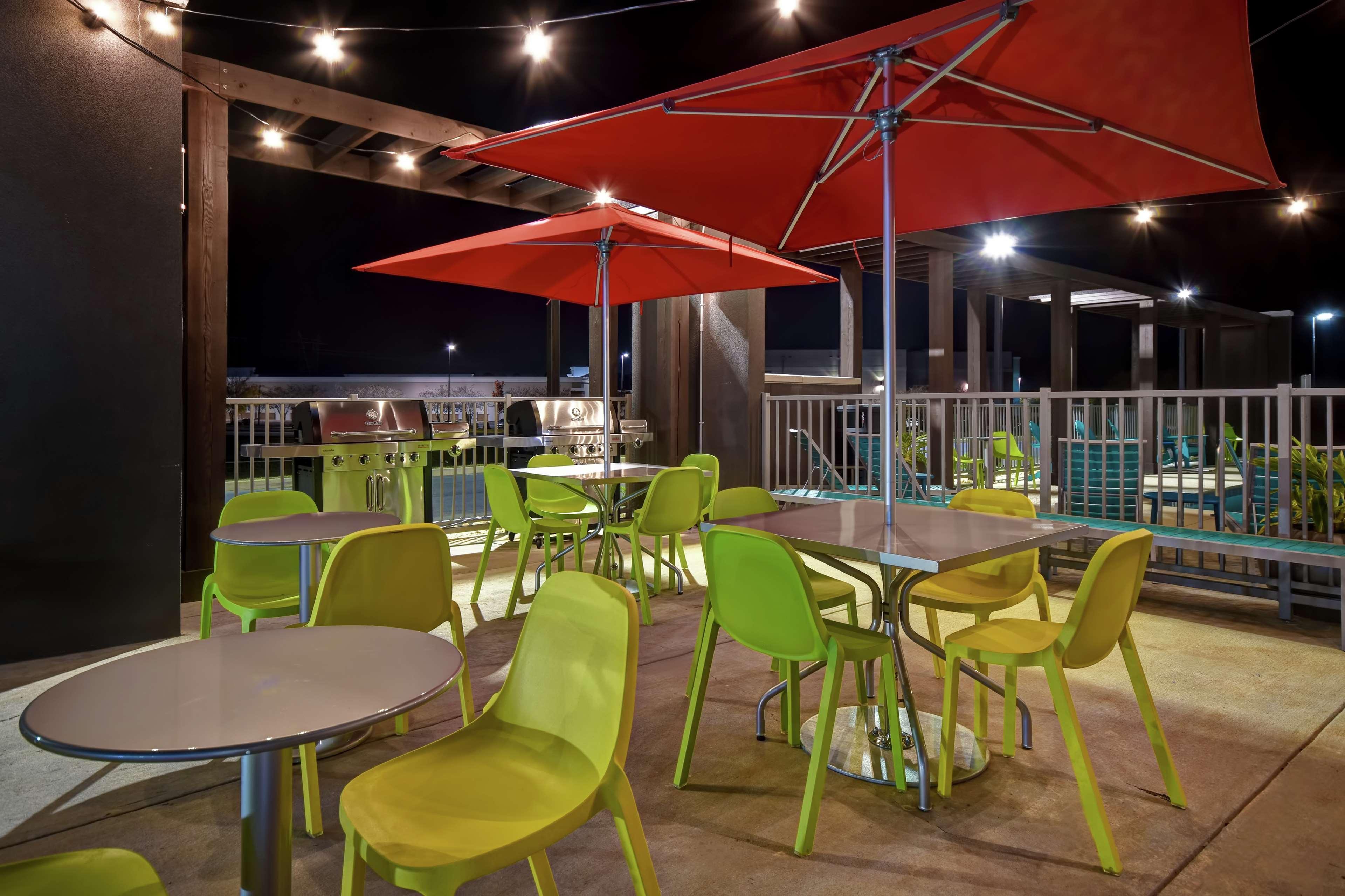 Home 2 Suites By Hilton Dothan Exterior foto