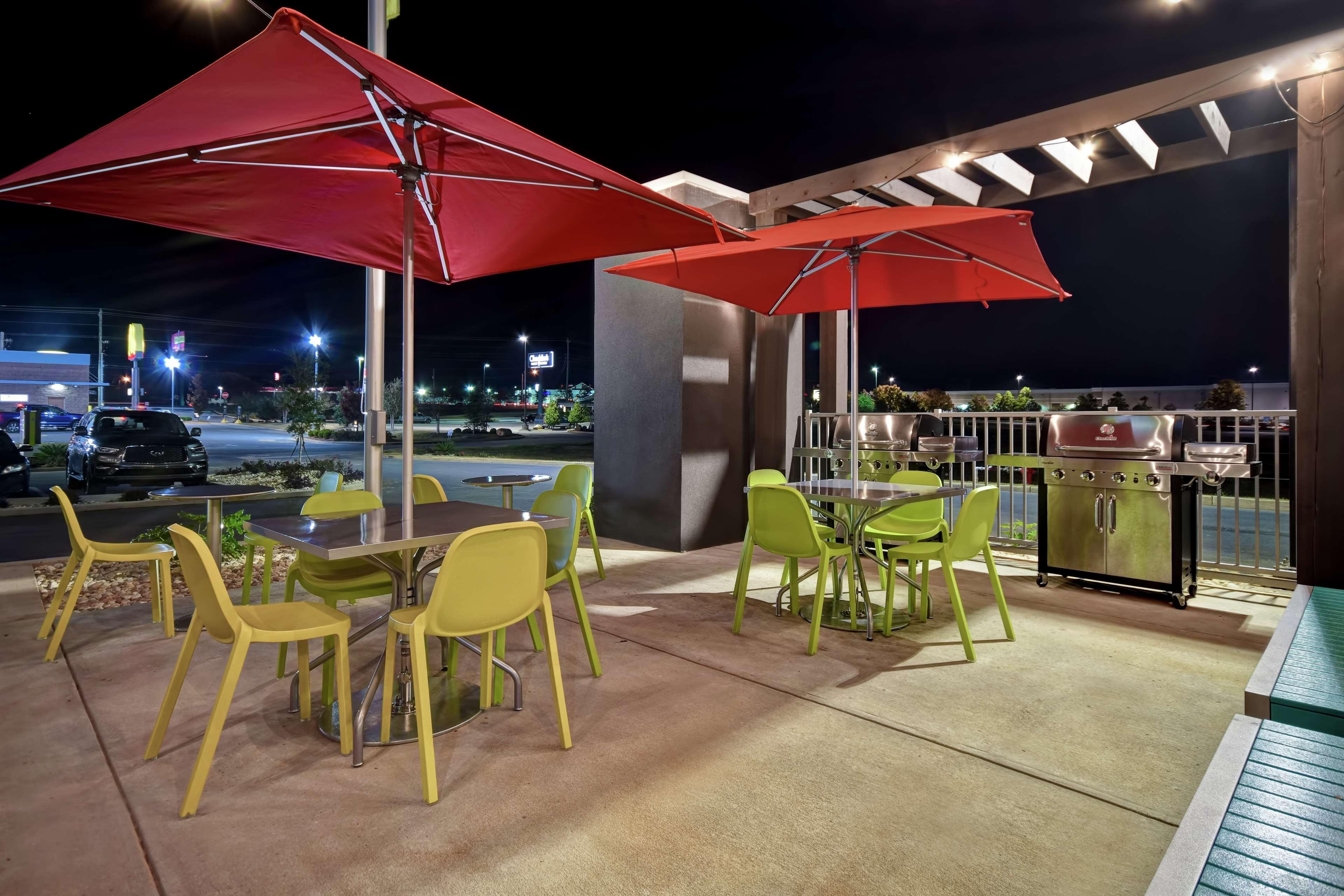 Home 2 Suites By Hilton Dothan Exterior foto